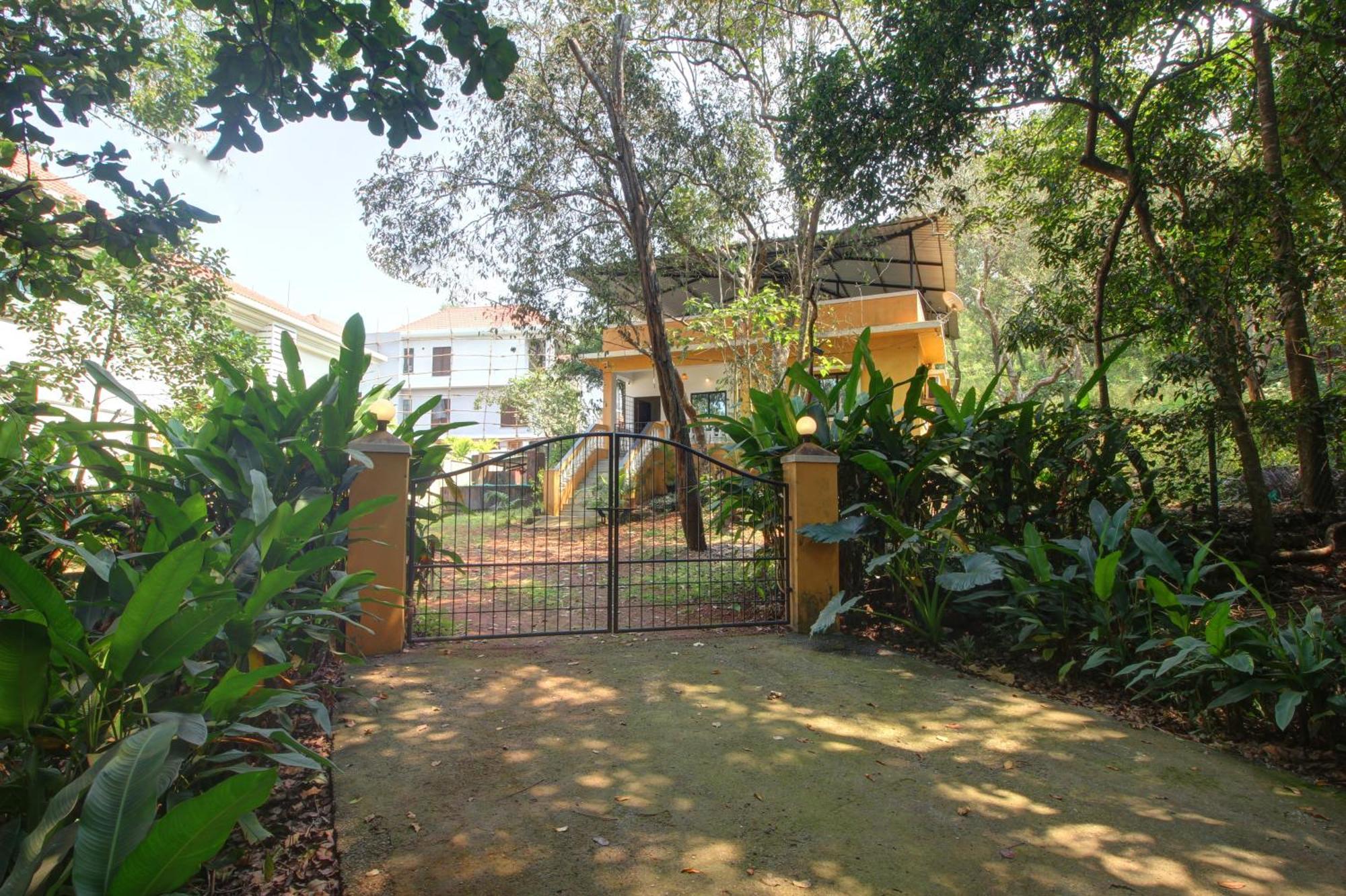Genesis Abode - Cosy 2 Bhk Home In Assagao - 5 Km From Anjuna & Vagator Beaches Mapusa Esterno foto